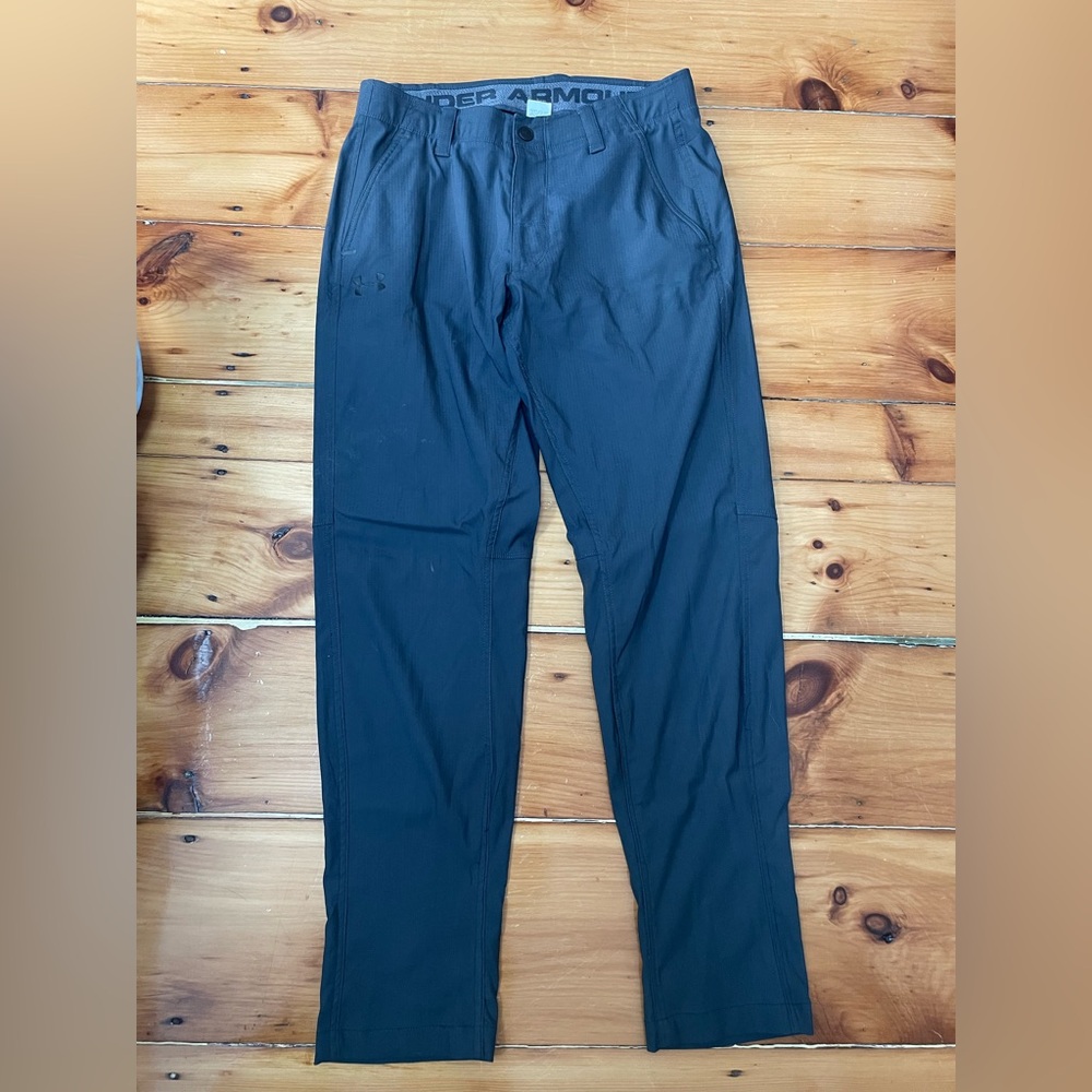 Under Armour golf pants